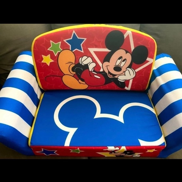 SOLD!! Mickey Mouse sofa - Picture 8 of 12